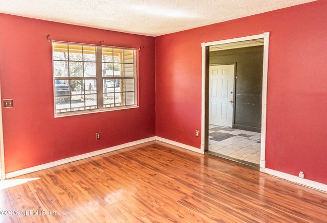 521 QUAIL Lane, Macclenny, FL 32063