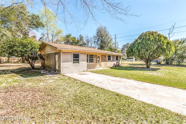 521 QUAIL Lane, Macclenny, FL 32063