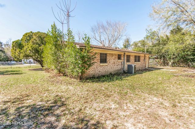 521 QUAIL Lane, Macclenny, FL 32063