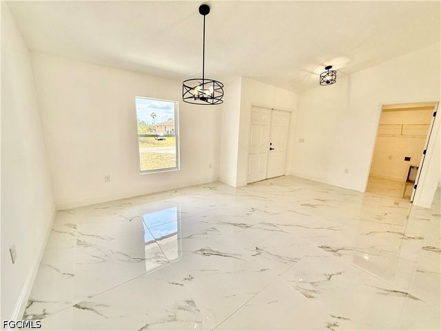 2600 26th ST W, Lehigh Acres, FL 33971