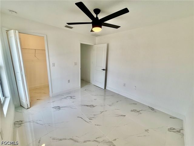 2600 26th ST W, Lehigh Acres, FL 33971