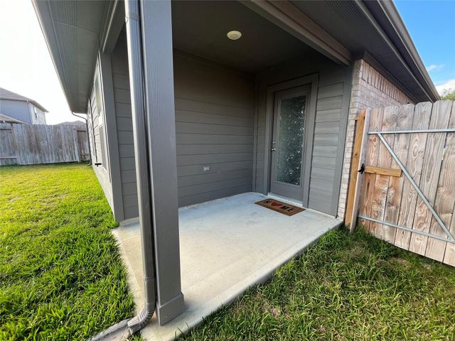 16818 Short Pines Drive, Conroe, TX 77302