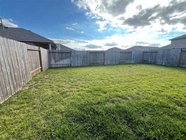 16818 Short Pines Drive, Conroe, TX 77302
