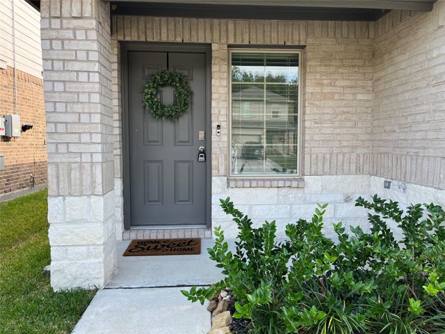 16818 Short Pines Drive, Conroe, TX 77302