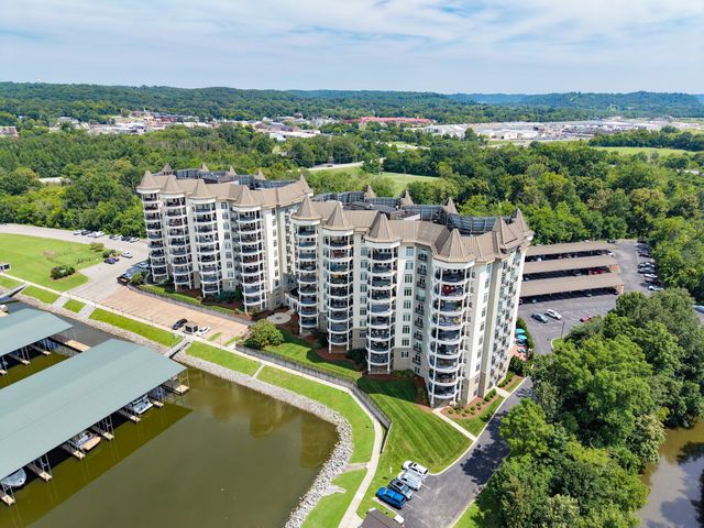 400 Warioto Way Apt 215, Ashland City, TN 37015