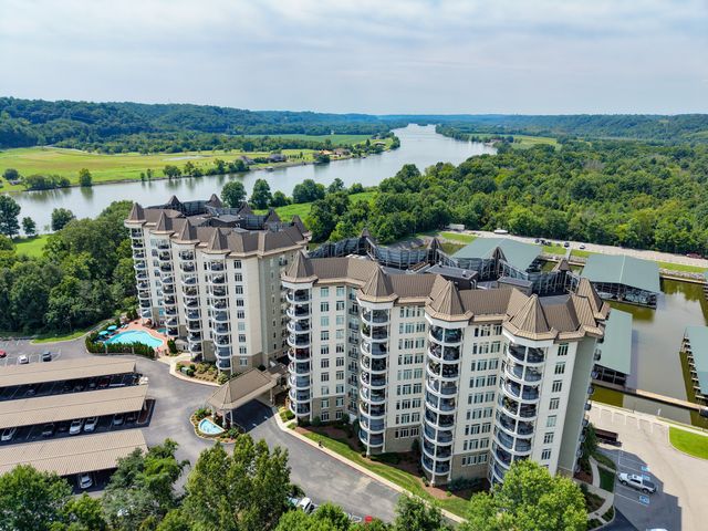 400 Warioto Way Apt 215, Ashland City, TN 37015