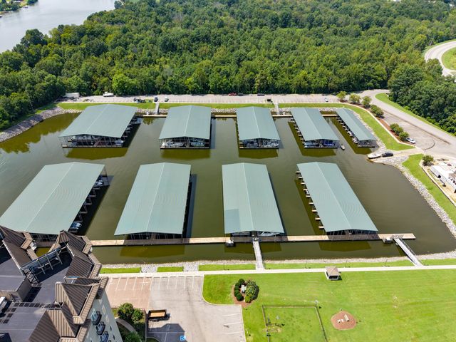 400 Warioto Way Apt 215, Ashland City, TN 37015