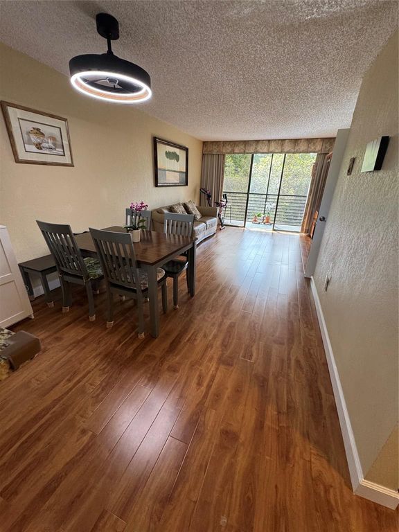 7515 NW 79th Avenue 311, Tamarac, FL 33321