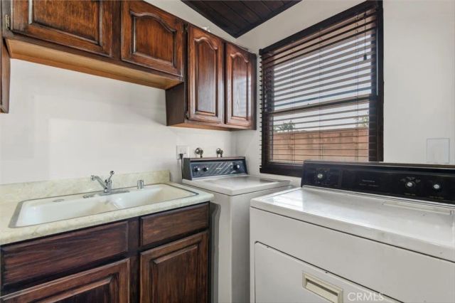 5913 N Orangecrest Avenue, Azusa, CA 91702