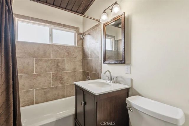 5913 N Orangecrest Avenue, Azusa, CA 91702