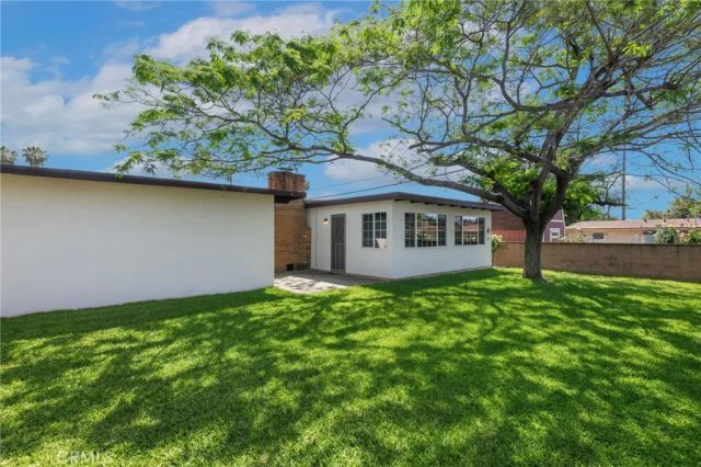 5913 N Orangecrest Avenue, Azusa, CA 91702