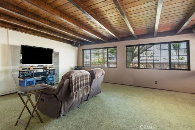 5913 N Orangecrest Avenue, Azusa, CA 91702