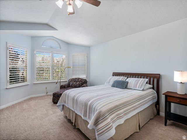 1319 E OLD MAPLE CT, Murray, UT 84117