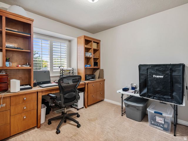 1319 E OLD MAPLE CT, Murray, UT 84117