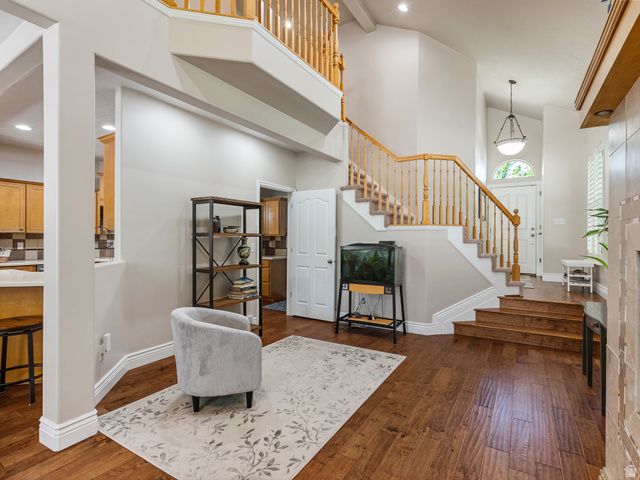 1319 E OLD MAPLE CT, Murray, UT 84117