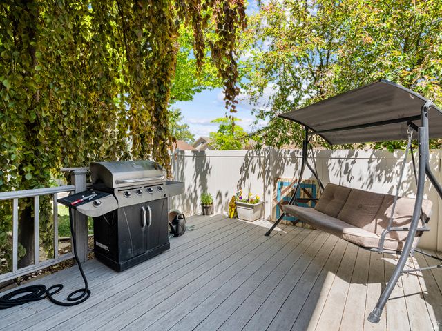 1319 E OLD MAPLE CT, Murray, UT 84117