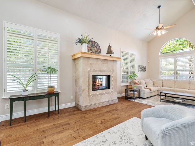 1319 E OLD MAPLE CT, Murray, UT 84117