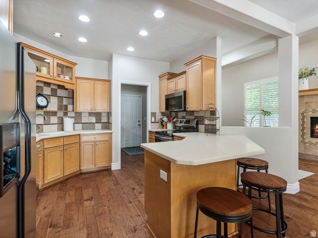 1319 E OLD MAPLE CT, Murray, UT 84117