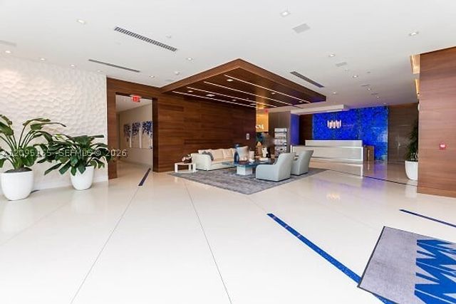 330 Sunny Isles Blvd 5-2302, Sunny Isles Beach, FL 33160