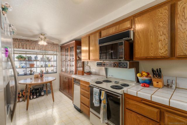 5715 Baltimore 34, La Mesa, CA 91942