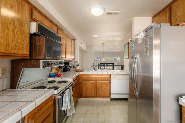 5715 Baltimore 34, La Mesa, CA 91942