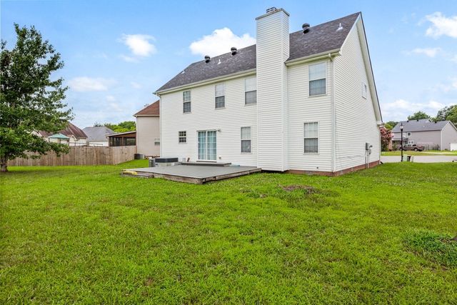 3563 Neena Ct, Clarksville, TN 37042