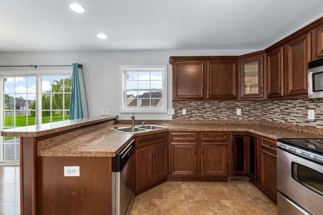 3563 Neena Ct, Clarksville, TN 37042
