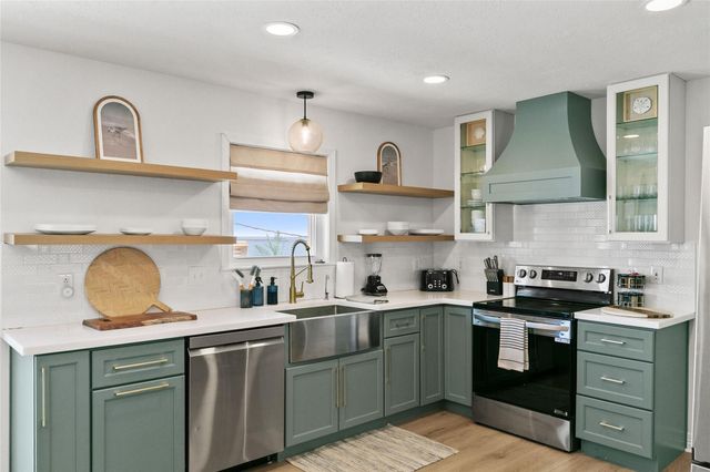 1213 Sargasso Circle, Surfside Beach, TX 77541