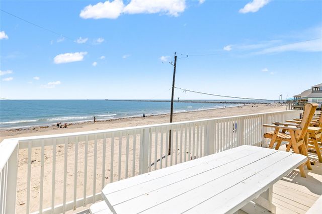 1213 Sargasso Circle, Surfside Beach, TX 77541