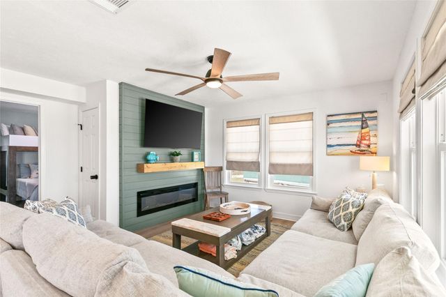 1213 Sargasso Circle, Surfside Beach, TX 77541