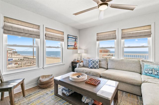 1213 Sargasso Circle, Surfside Beach, TX 77541