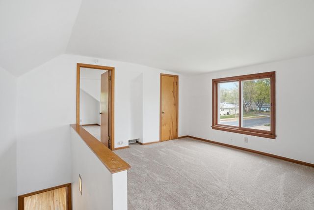 5701 38th Avenue S, Minneapolis, MN 55417