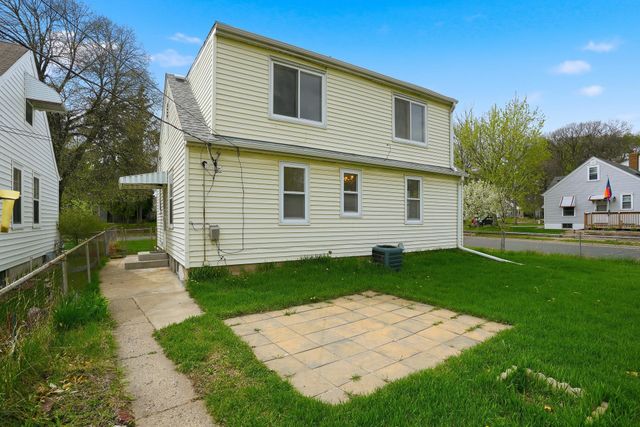5701 38th Avenue S, Minneapolis, MN 55417