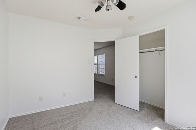 435 territory oak, San Antonio, TX 78253