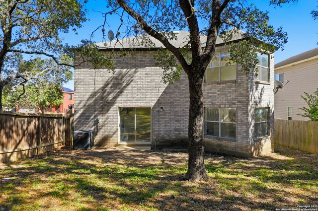 435 territory oak, San Antonio, TX 78253
