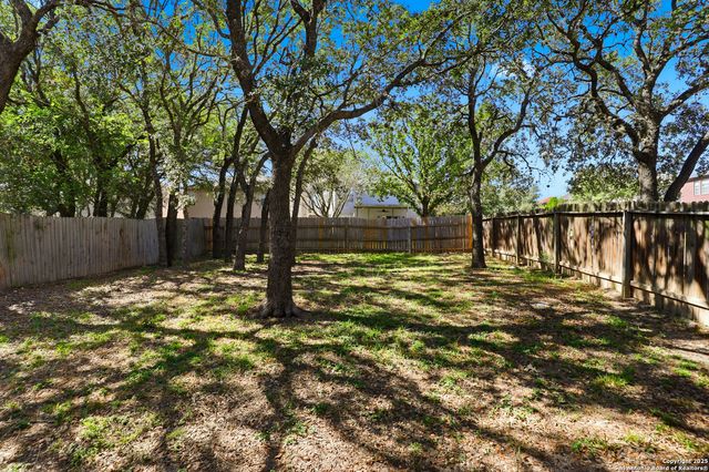 435 territory oak, San Antonio, TX 78253