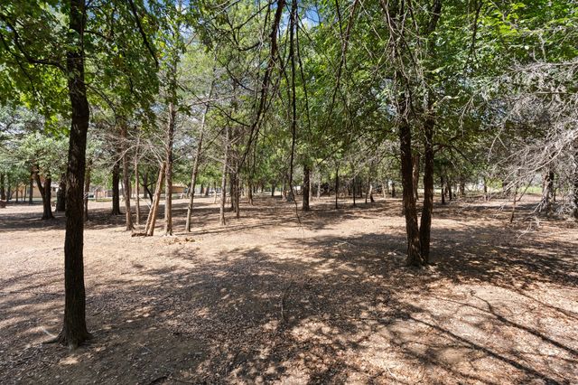 807 Santa Fe Street, Keene, TX 76059