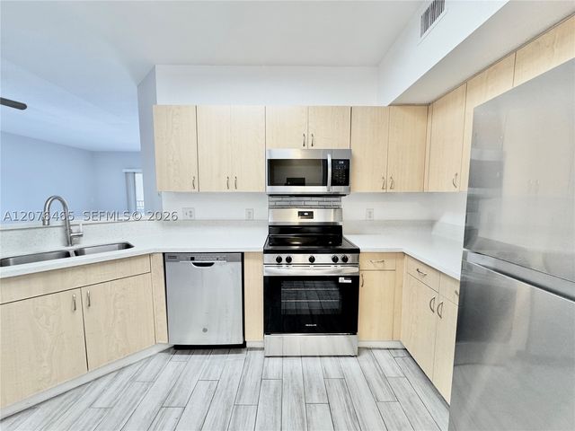 1404 Belmont Ln 1404, North Lauderdale, FL 33068
