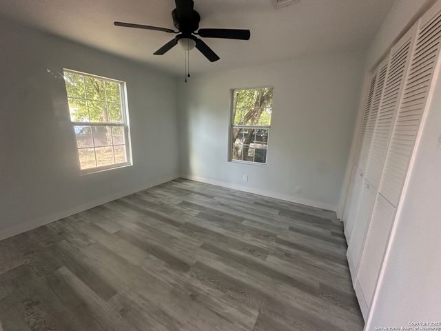 710 Sterling, San Antonio, TX 78220