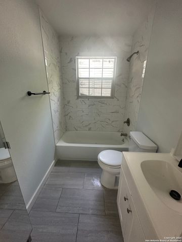 710 Sterling, San Antonio, TX 78220