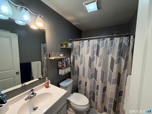 66-68 Golden Hill Street, Naugatuck, CT 06770
