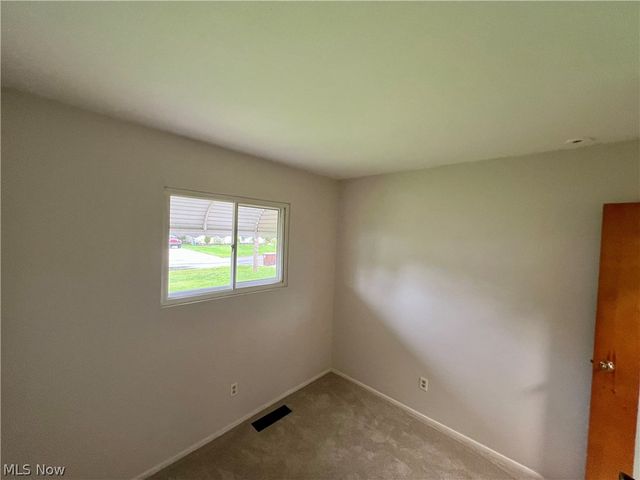 4135 Sabin Drive, Rootstown, OH 44272