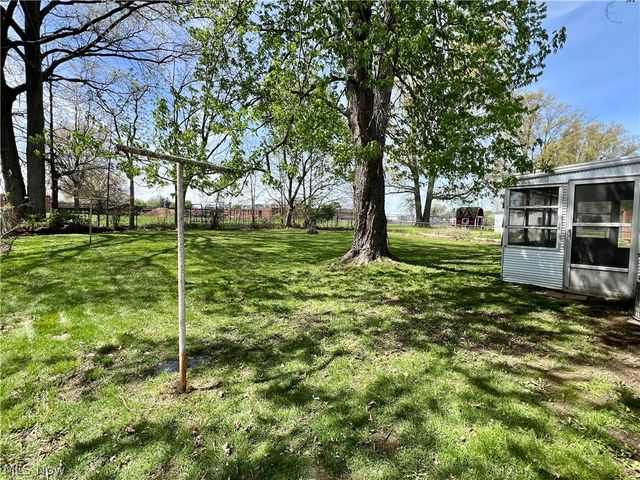4135 Sabin Drive, Rootstown, OH 44272