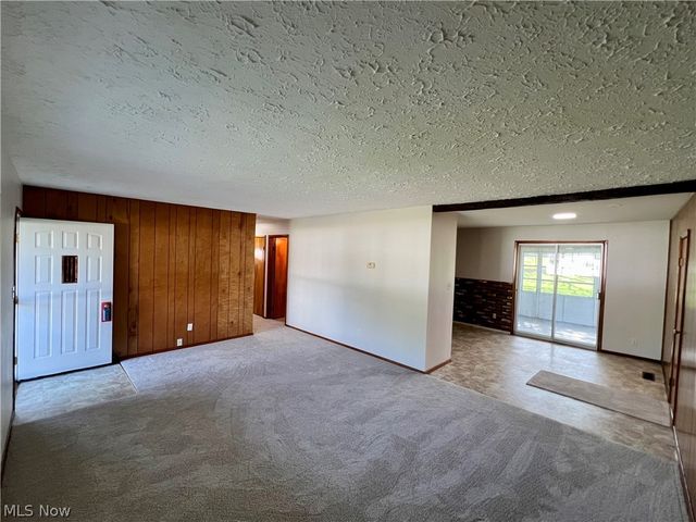 4135 Sabin Drive, Rootstown, OH 44272