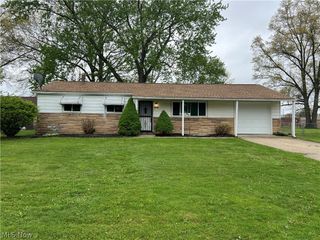 4135 Sabin Drive, Rootstown, OH 44272