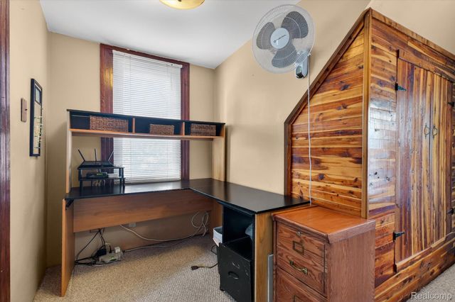 1518 Chestnut Street, Wyandotte, MI 48192