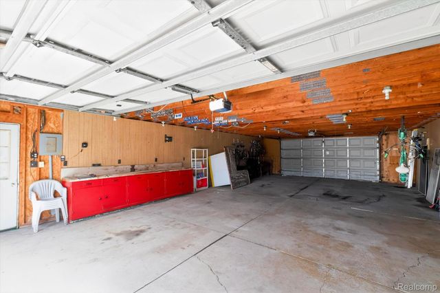 1518 Chestnut Street, Wyandotte, MI 48192