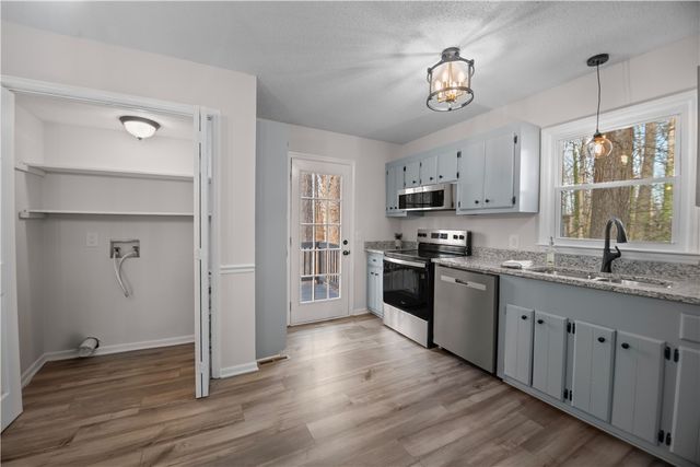 137 Lakeshore Drive, Easley, SC 29642