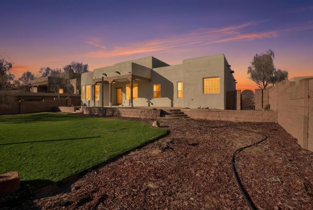 1674 16th Avenue SE, Rio Rancho, NM 87124