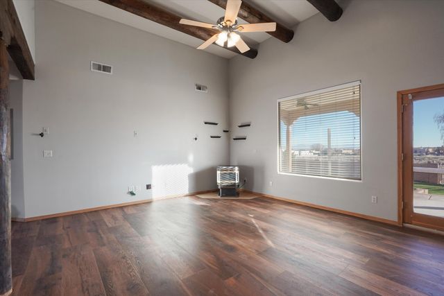 1674 16th Avenue SE, Rio Rancho, NM 87124